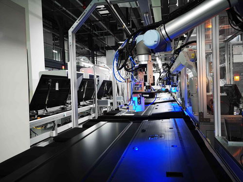 加大創(chuàng)新向高質量發(fā)展邁進 趁政策東風長虹全面加速數(shù)字化轉型